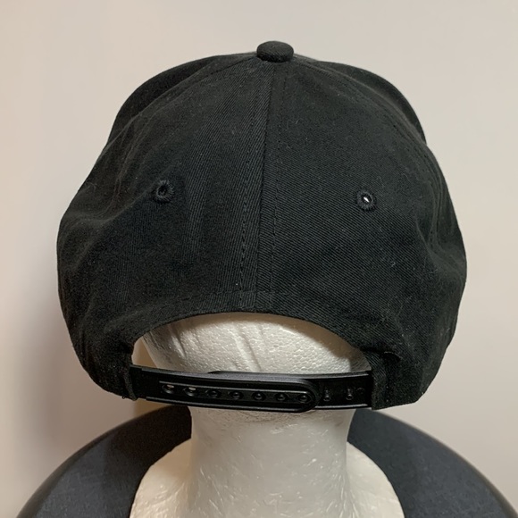 Knott’s Scary Farm Glow in the Dark Black Baseball cap, Snap back - Picture 5 of 7